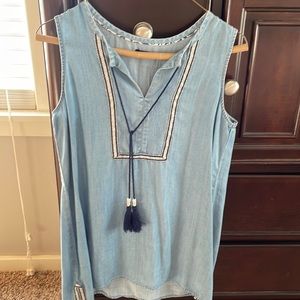 Blue tunic top